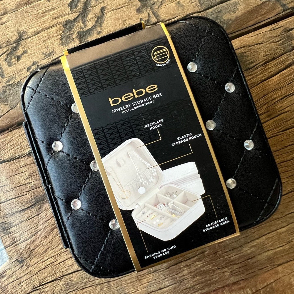 🆕 BEBE Travel Jewelry Storage Box! 🖤